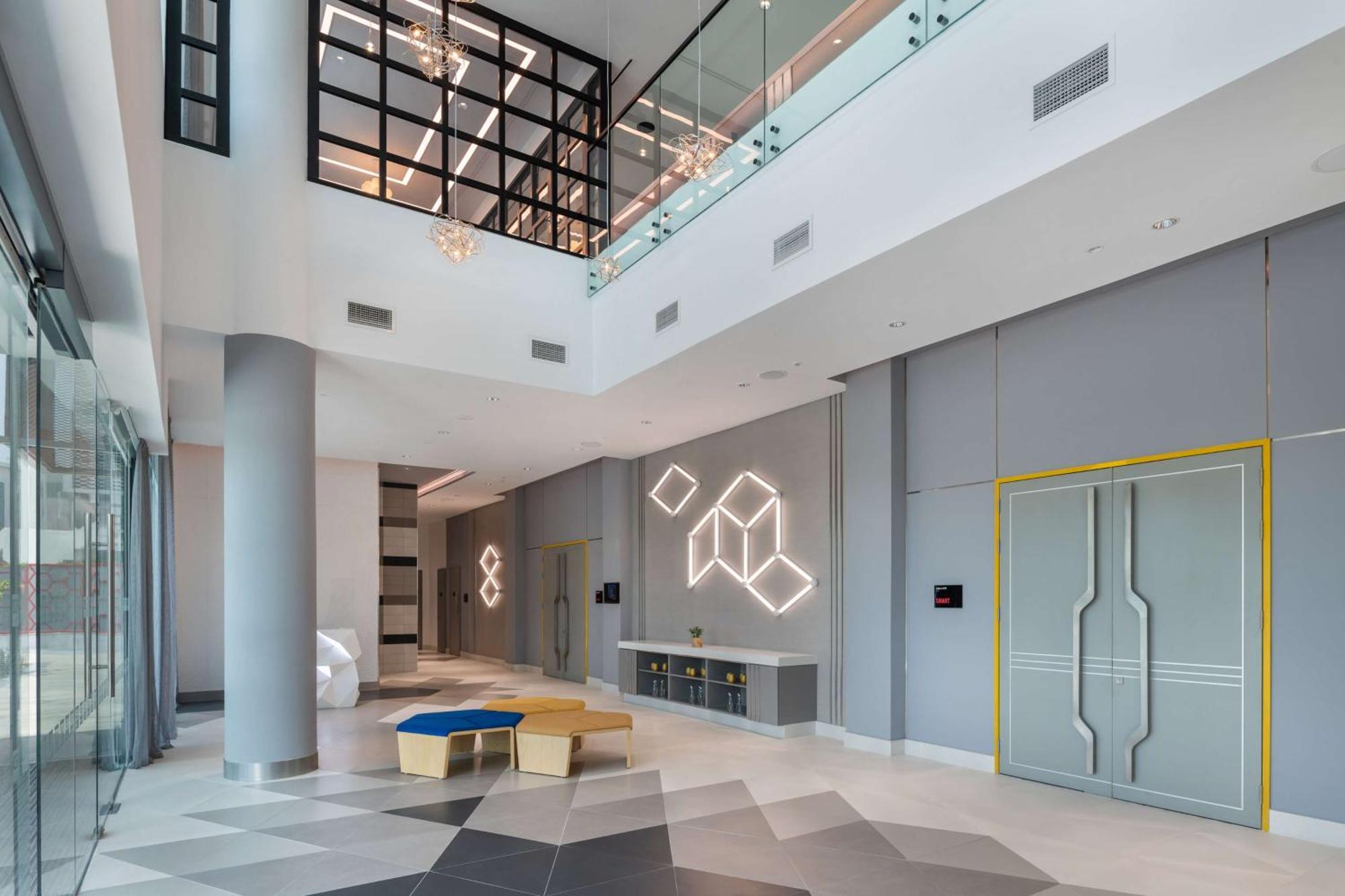 Radisson Red Dubai Silicon Oasis Hotel Kültér fotó