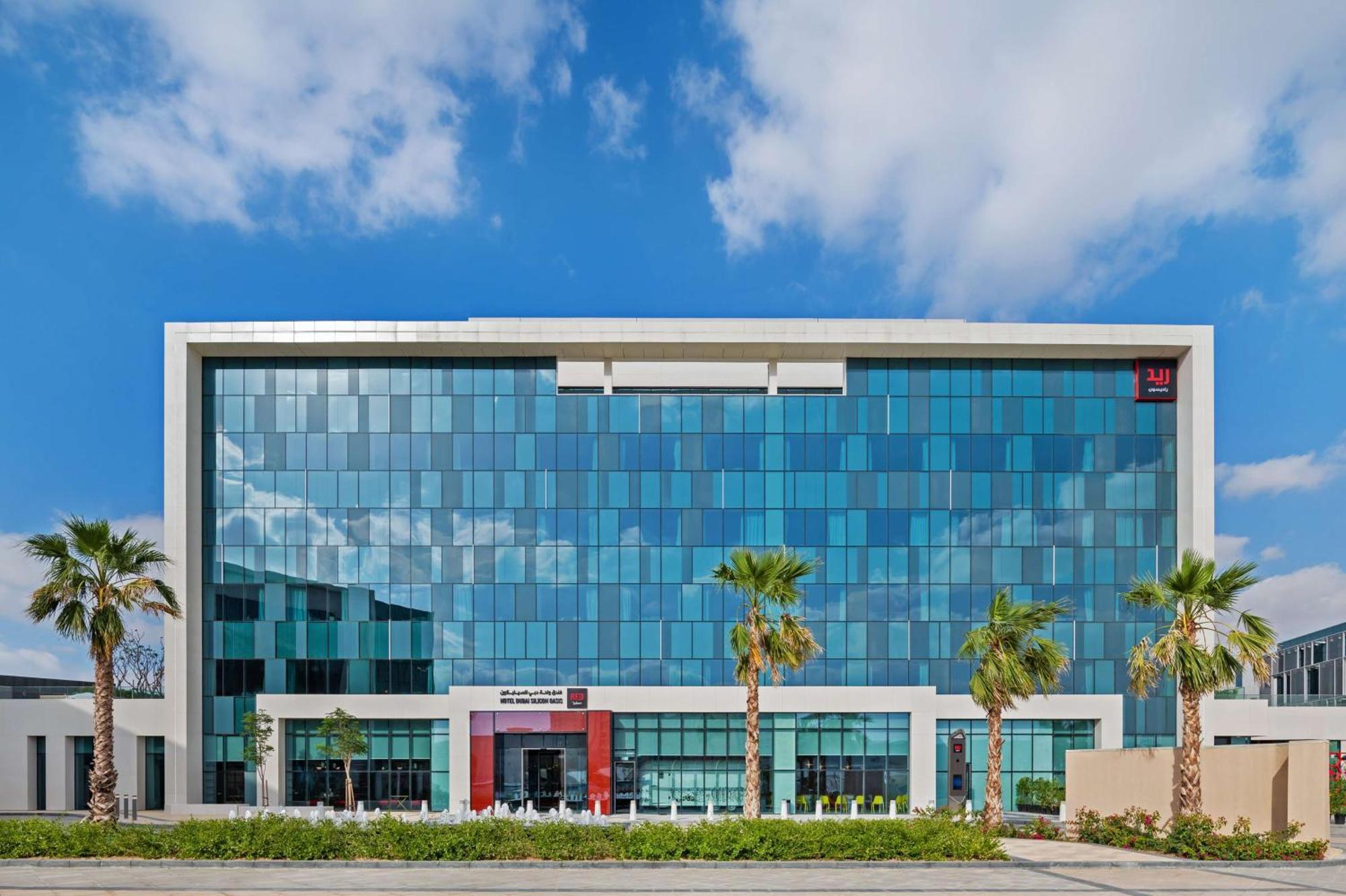 Radisson Red Dubai Silicon Oasis Hotel Kültér fotó